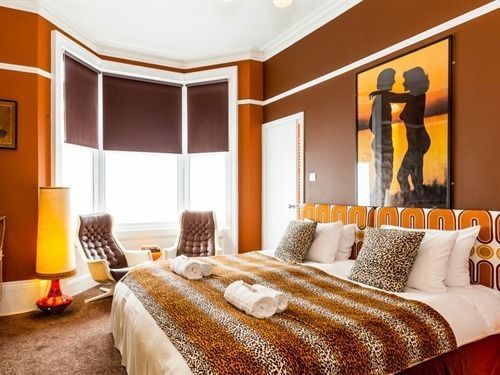Snooze 4*